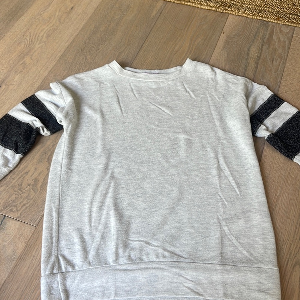 grey long sleeve